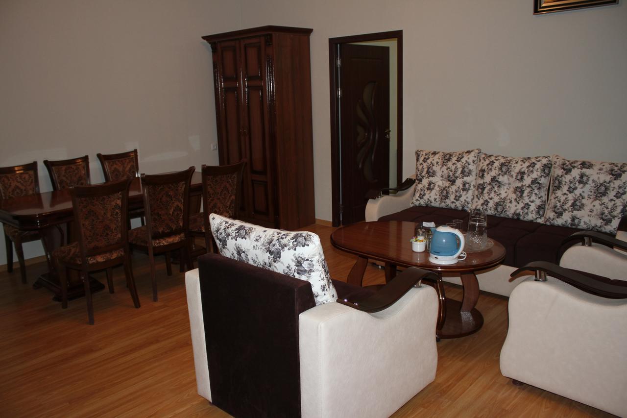 Hotel Fenix Complex Капан Экстерьер фото