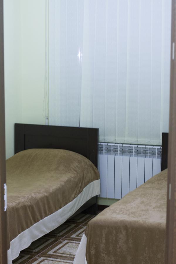 Hotel Fenix Complex Капан Экстерьер фото